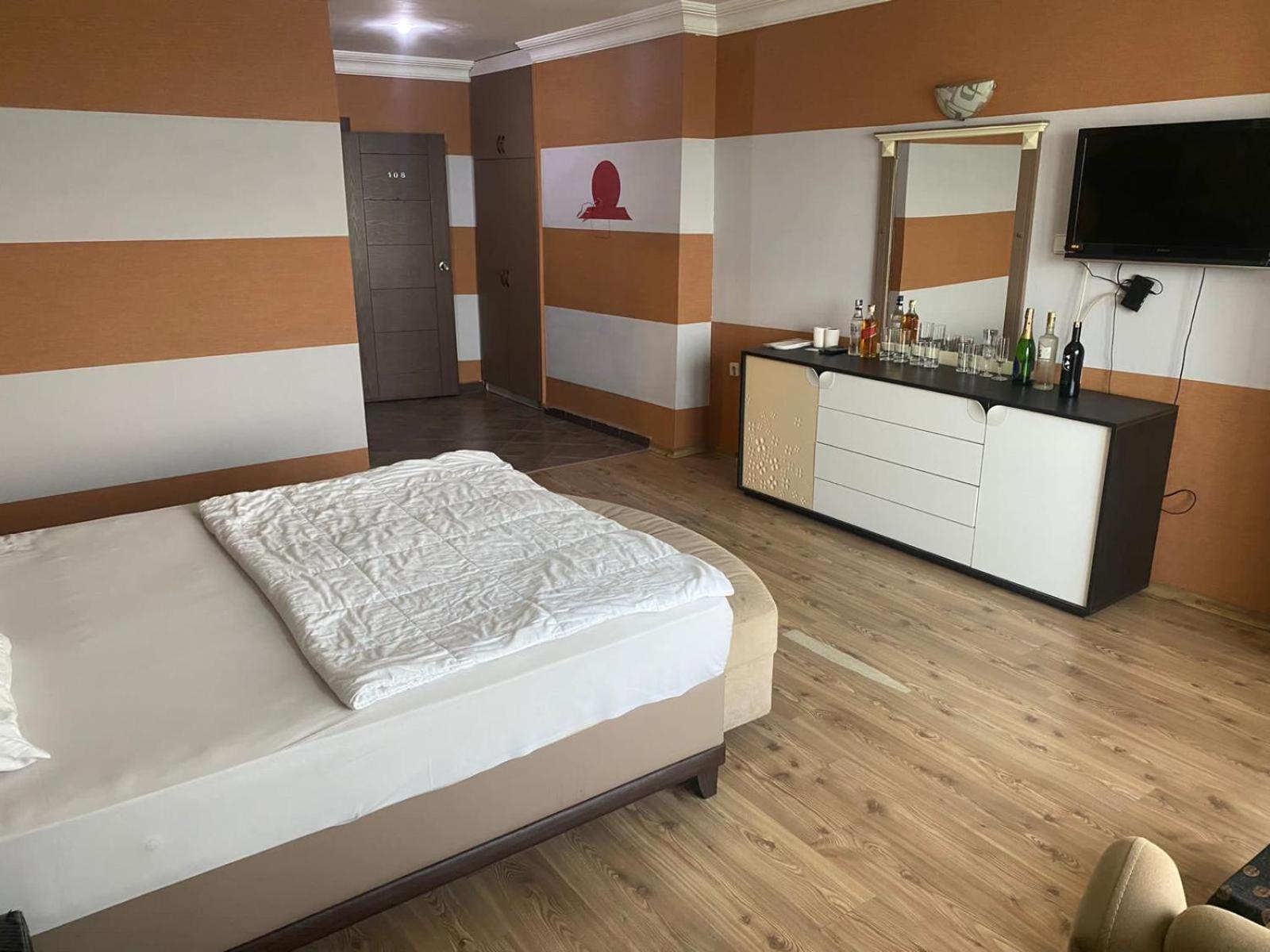 Yakamoz Hotel Tavsancil Ngoại thất bức ảnh